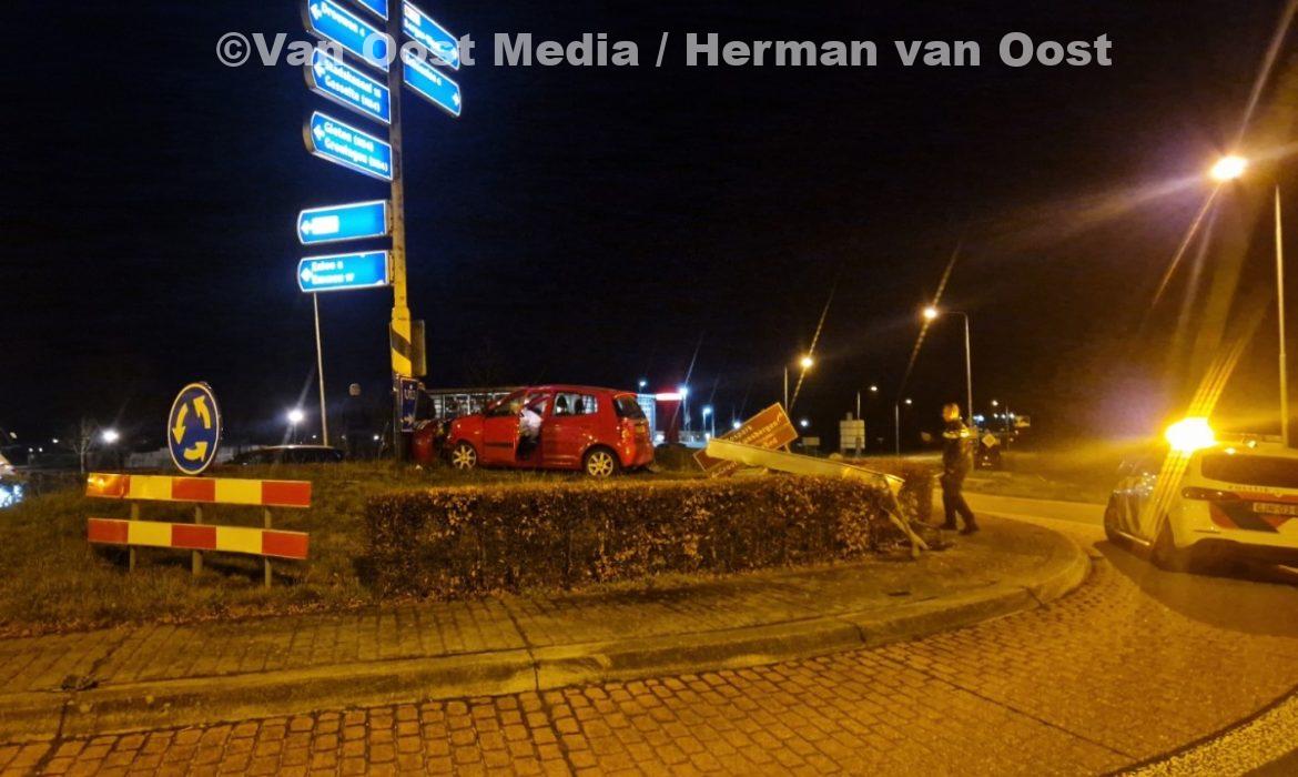 Ongeval op rotonde Borgerveldweg N374 in Borger – Mooi dai d`r bint