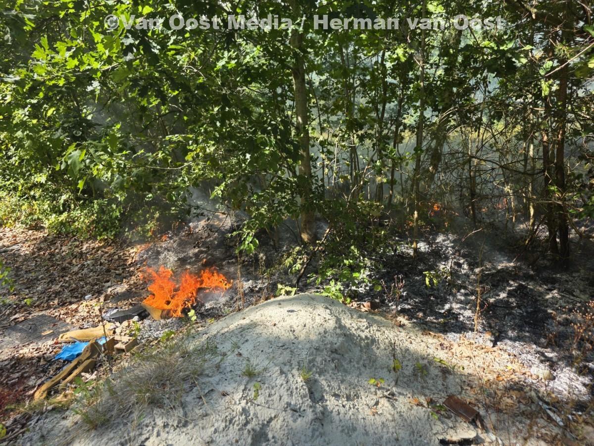 Natuurbrandje in Zuidlaren – Mooi dai d`r bint
